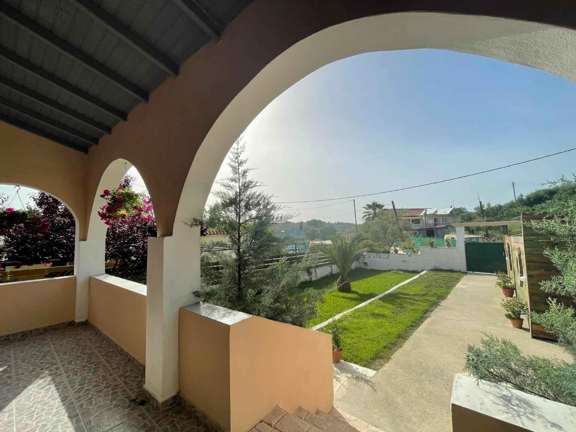 Villa Thanos Маратиас Экстерьер фото