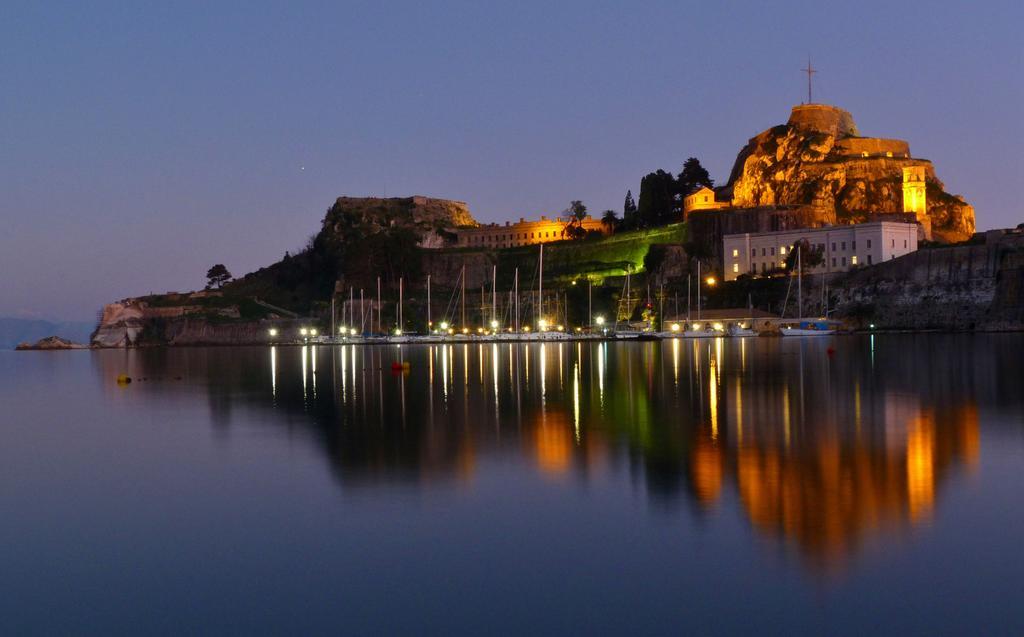 Villa Thanos Маратиас Экстерьер фото